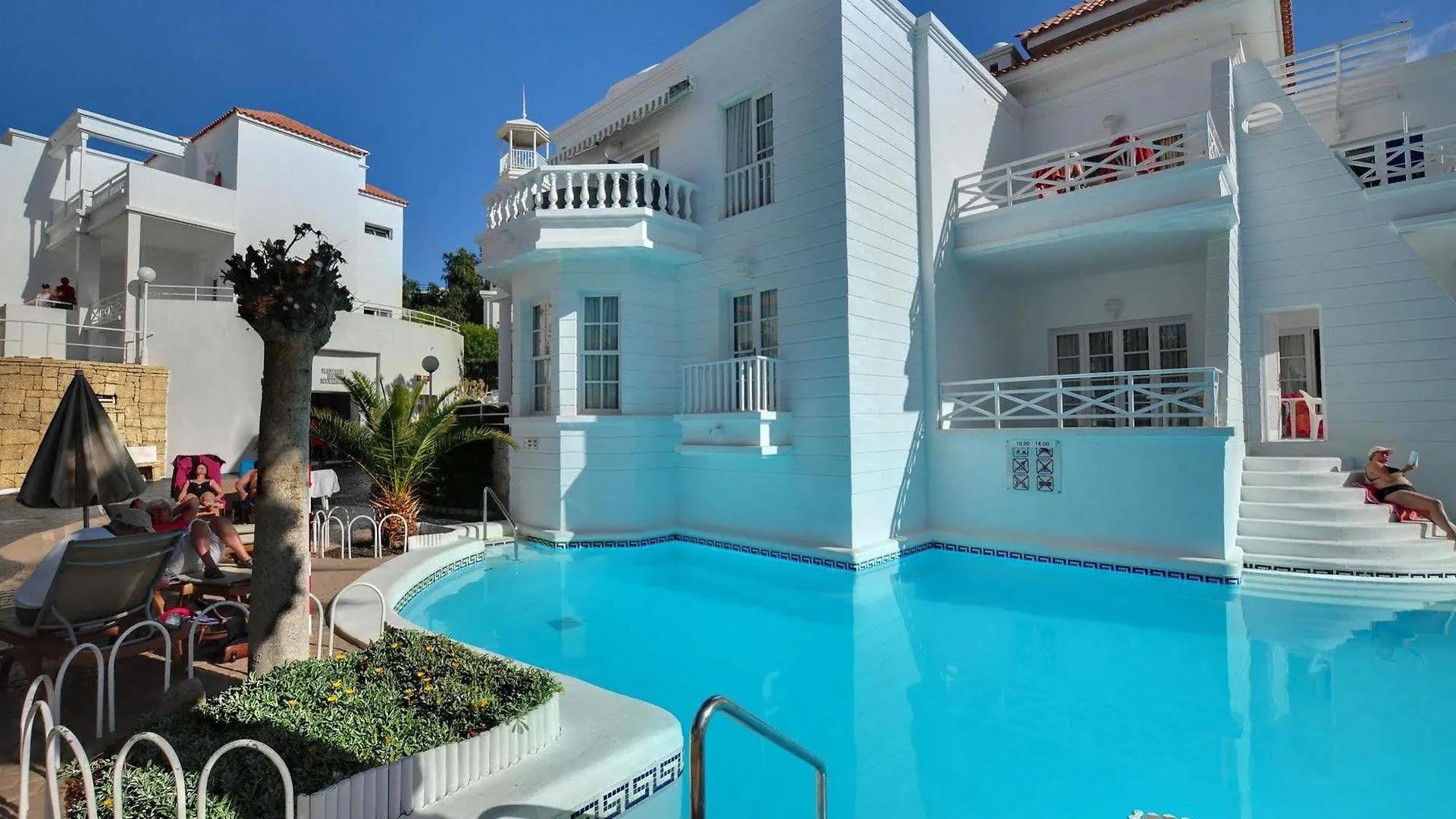 **** Aparthotel Lagos De Fanabe Beach Resort Costa Adeje  Spanje
